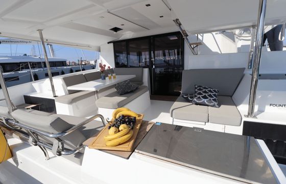 Fountaine Pajot Astrea 42 Mouse