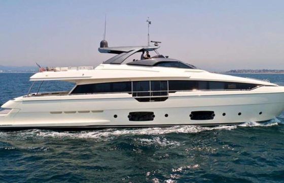 Ferretti 960 Lontano