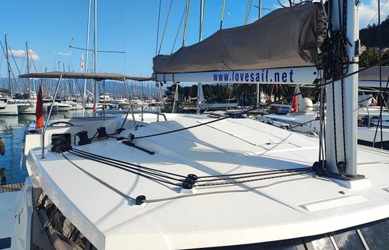 Fountaine Pajot Astrea 42 Reina