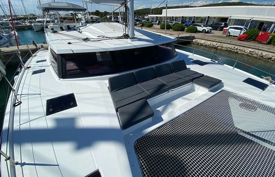 Fountaine Pajot Astrea 42 Vespera