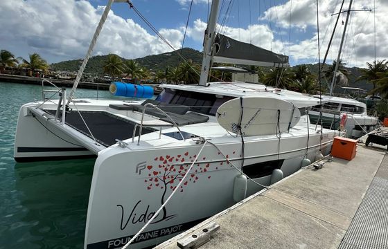 Fountaine Pajot Astrea 42 Vida
