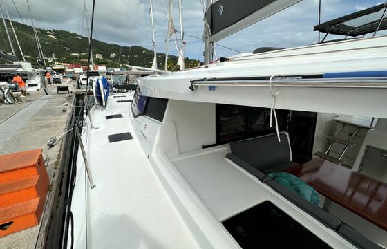 Fountaine Pajot Astrea 42 Vida