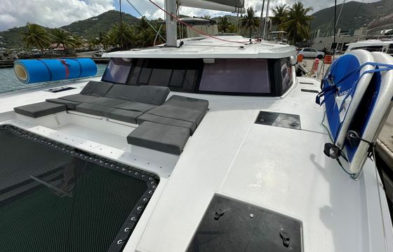 Fountaine Pajot Astrea 42 Vida
