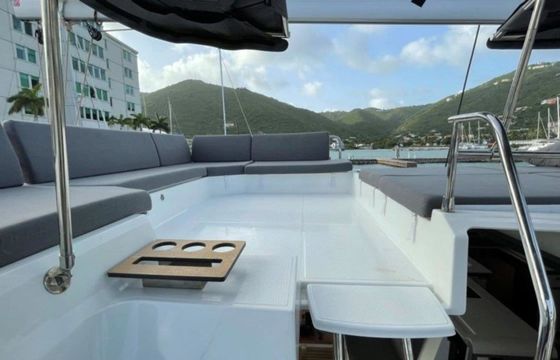 Fountaine Pajot Elba 45 Ogibni