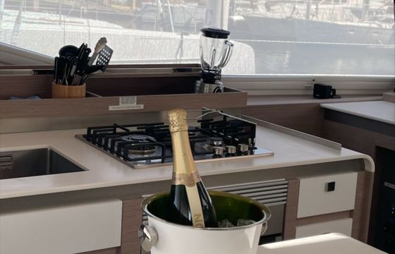 Fountaine Pajot Aura 51 Carrie Lee