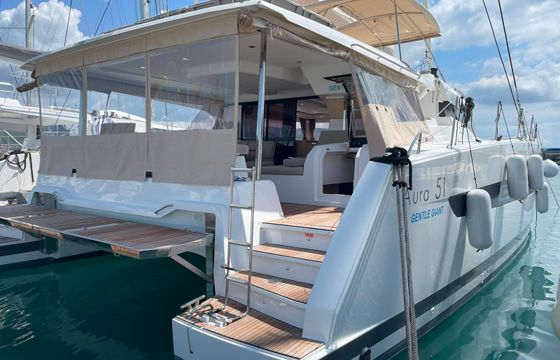 Fountaine Pajot Aura 51 Gentle Giant