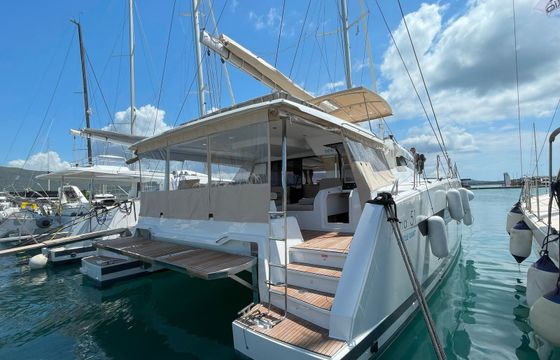Fountaine Pajot Aura 51 Gentle Giant