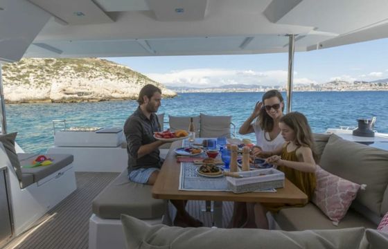 Fountaine Pajot Astrea 42 Felis