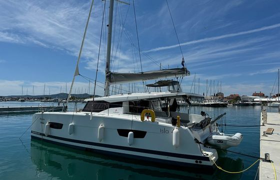 Fountaine Pajot Isla 40 Bonita