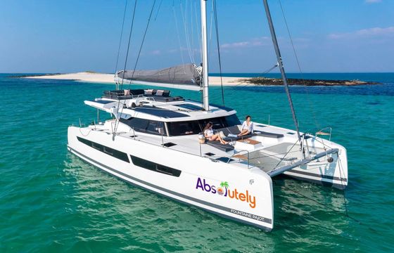 Fountaine Pajot Aura 51 Absolutely