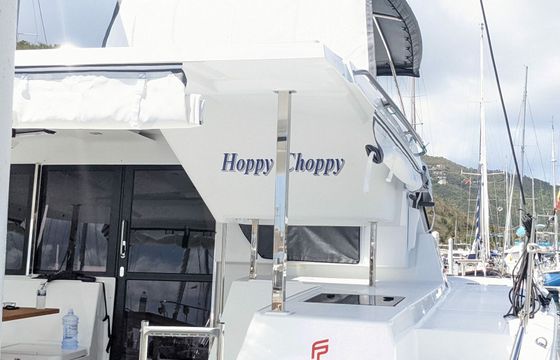 Fountaine Pajot Isla 40 Hoppy Choppy