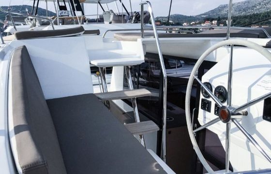 Fountaine Pajot Helia 44 Lounge