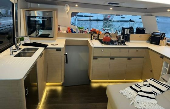 Fountaine Pajot Elba 45 Alternate Current