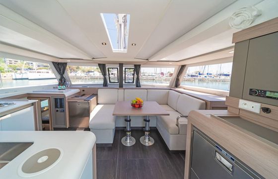 Fountaine Pajot Isla 40 Memories