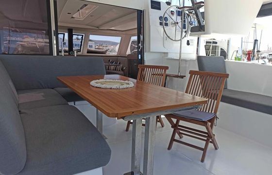 Fountaine Pajot Isla 40 Almiriki