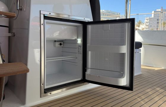 Fountaine Pajot Elba 45 Yara