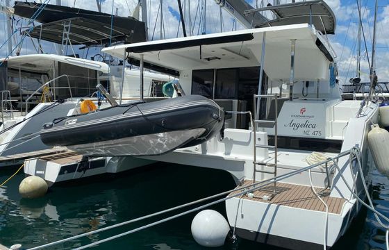 Fountaine Pajot Isla 40 Angelica