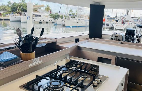 Fountaine Pajot Aura 51 Hoylah