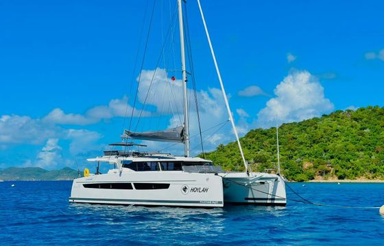 Fountaine Pajot Aura 51 Hoylah