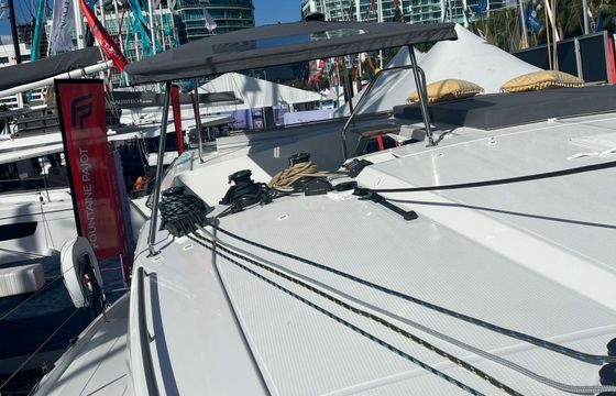 Fountaine Pajot Isla 40 Scarlet Ibis