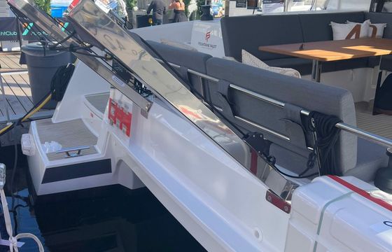 Fountaine Pajot Isla 40 Scarlet Ibis