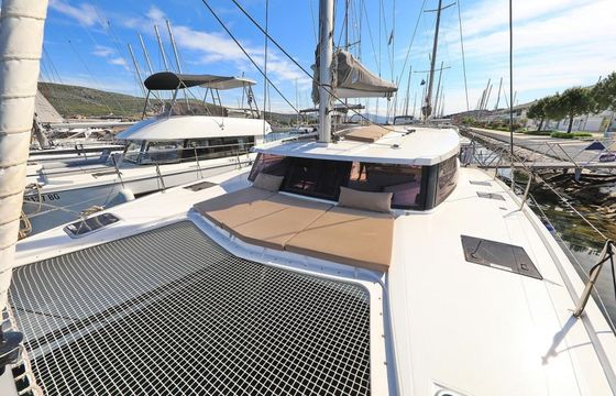 Fountaine Pajot Lucia 40 Felicitas 2