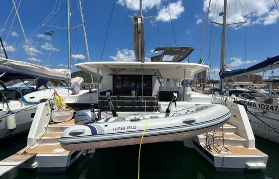 Fountaine Pajot Astrea 42 Deutz