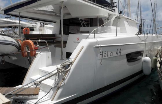 Fountaine Pajot Helia 44 Karma