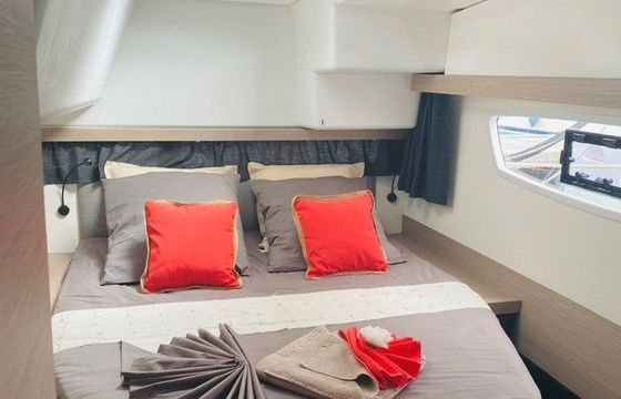 Fountaine Pajot Isla 40 Angela