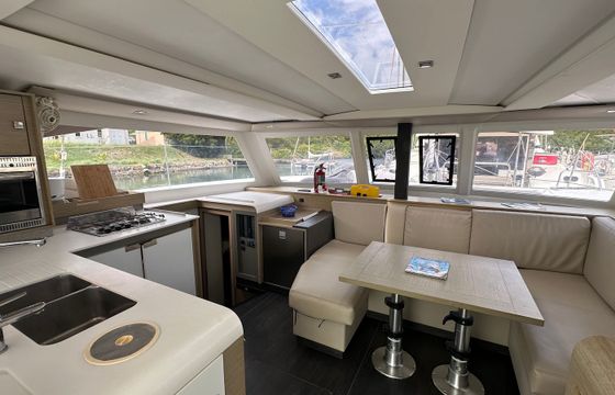 Fountaine Pajot Lucia 40 Quarda Jeepi
