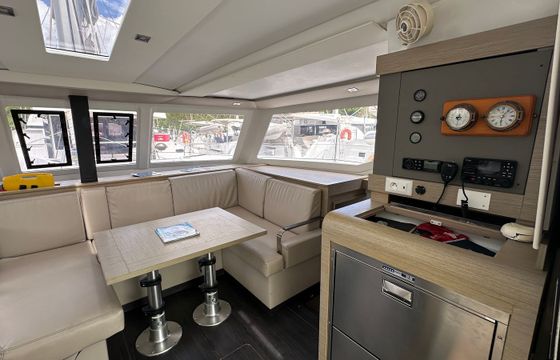 Fountaine Pajot Lucia 40 Quarda Jeepi