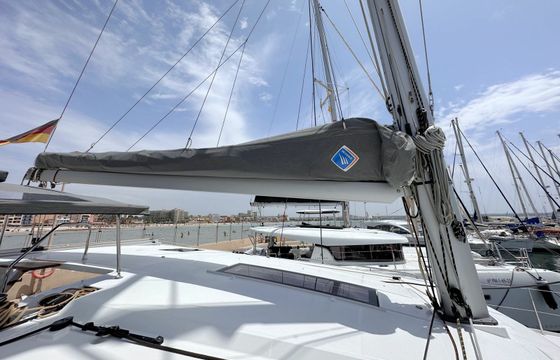 Fountaine Pajot Isla 40 Laja