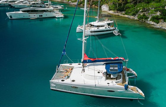 Fountaine Pajot Lavezzi 40 Odinn