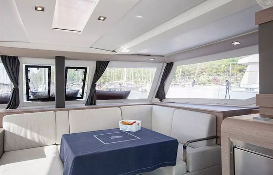 Fountaine Pajot Isla 40 Serenita