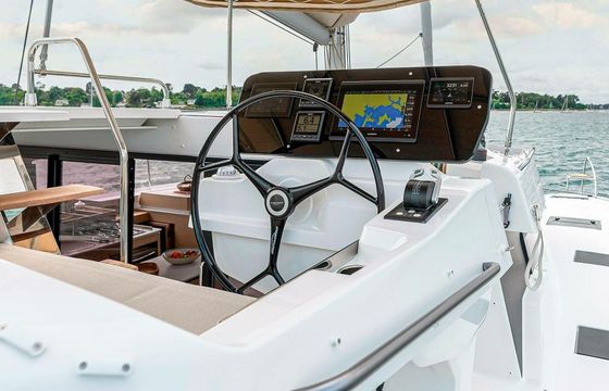 Fountaine Pajot New 41 Gin Mar