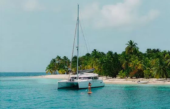 Fountaine Pajot Lipari 41 Atila
