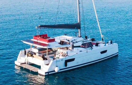 Fountaine Pajot Elba 45 Makani