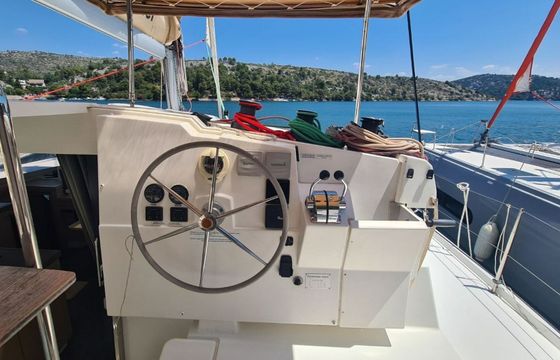 Fountaine Pajot Lucia 40 Akialoa
