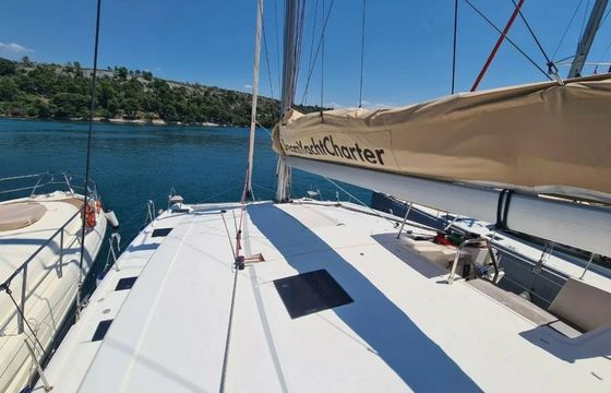 Fountaine Pajot Lucia 40 Akialoa