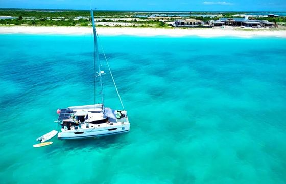 Fountaine Pajot Lucia 40 Aqua Panda
