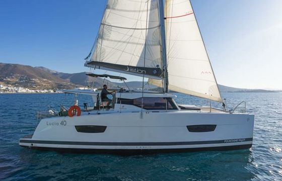 Fountaine Pajot Lucia 40 E.S. 2