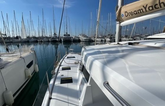 Fountaine Pajot Lucia 40 Sea Breeze