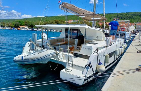 Fountaine Pajot Lucia 40 Stella Luna
