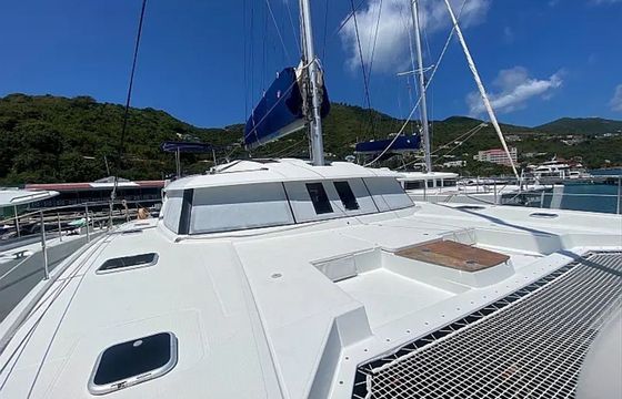 Fountaine Pajot Saba 50 Sunrise