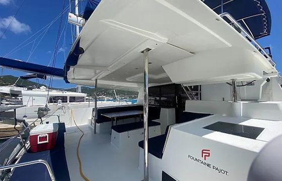 Fountaine Pajot Saba 50 Sunrise