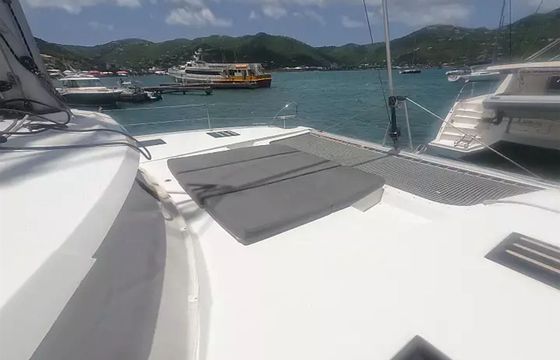 Fountaine Pajot Saona 47 Champs-Elysees