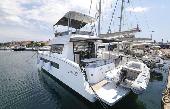 Fountaine Pajot MY 37 Anrik