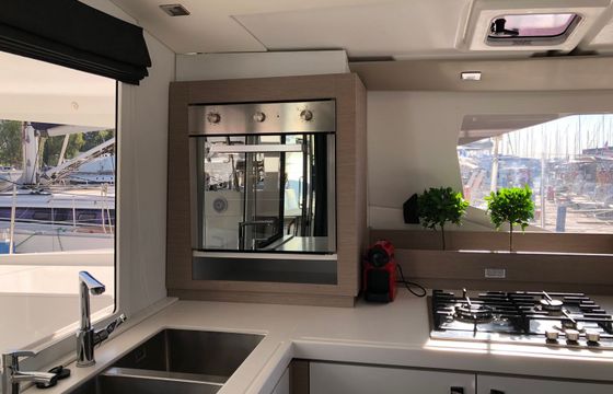 Fountaine Pajot Saona 47 Nefeli