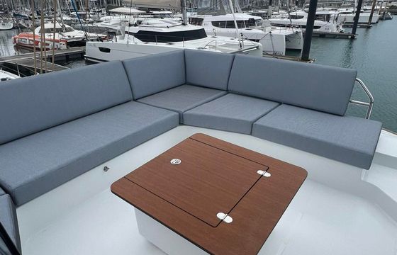 Fountaine Pajot Tanna 47 Dione
