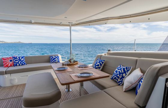 Fountaine Pajot FP44 Loco 10